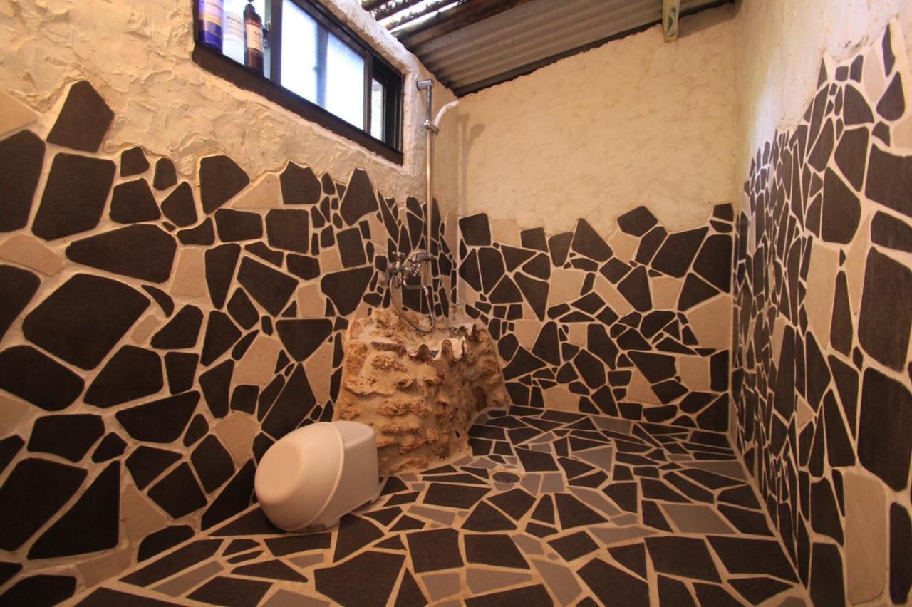 Taketomijima Guesthouse And Je Taime Ngoại thất bức ảnh