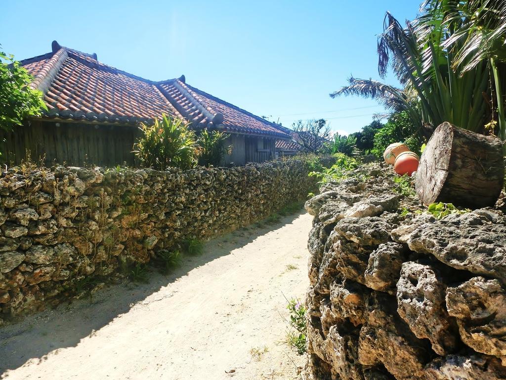 Taketomijima Guesthouse And Je Taime Ngoại thất bức ảnh